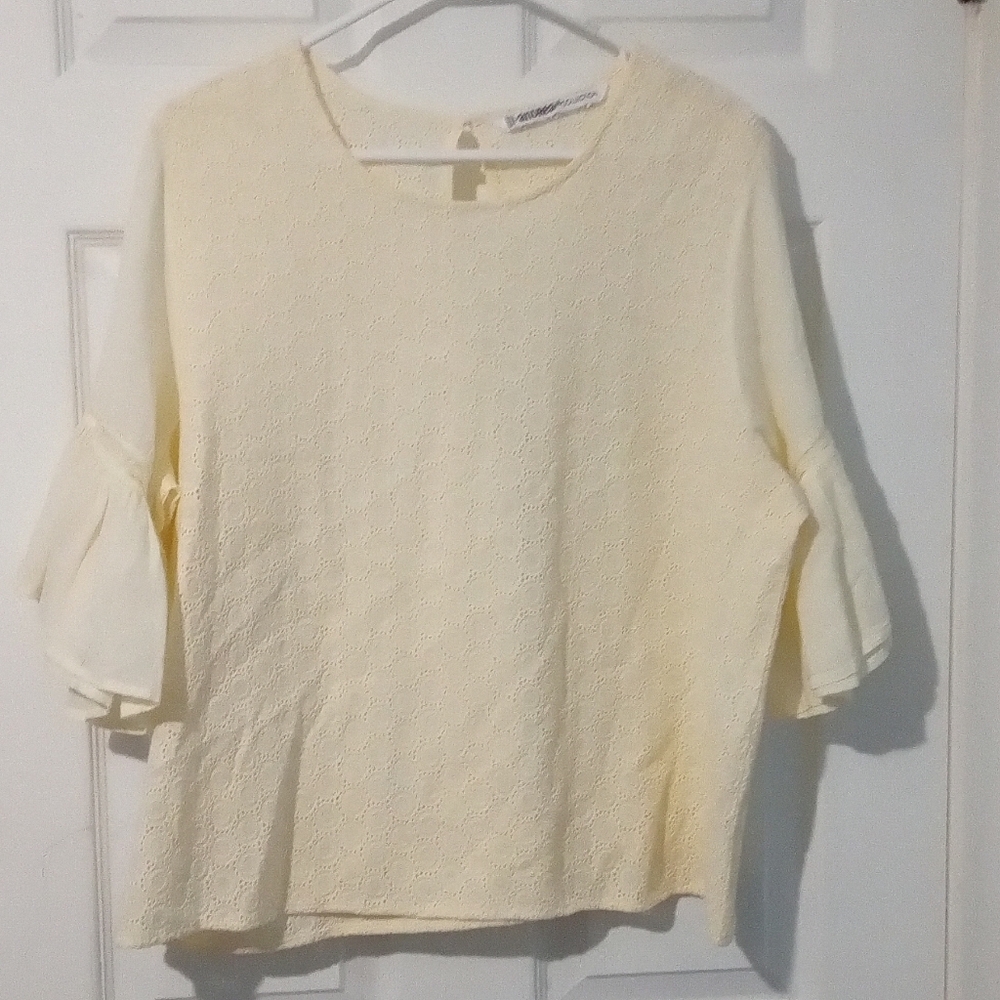 Cream Textured Blouse with Ruffle Sleeves